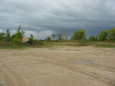 B & D Drive-In Theatre - Driveway